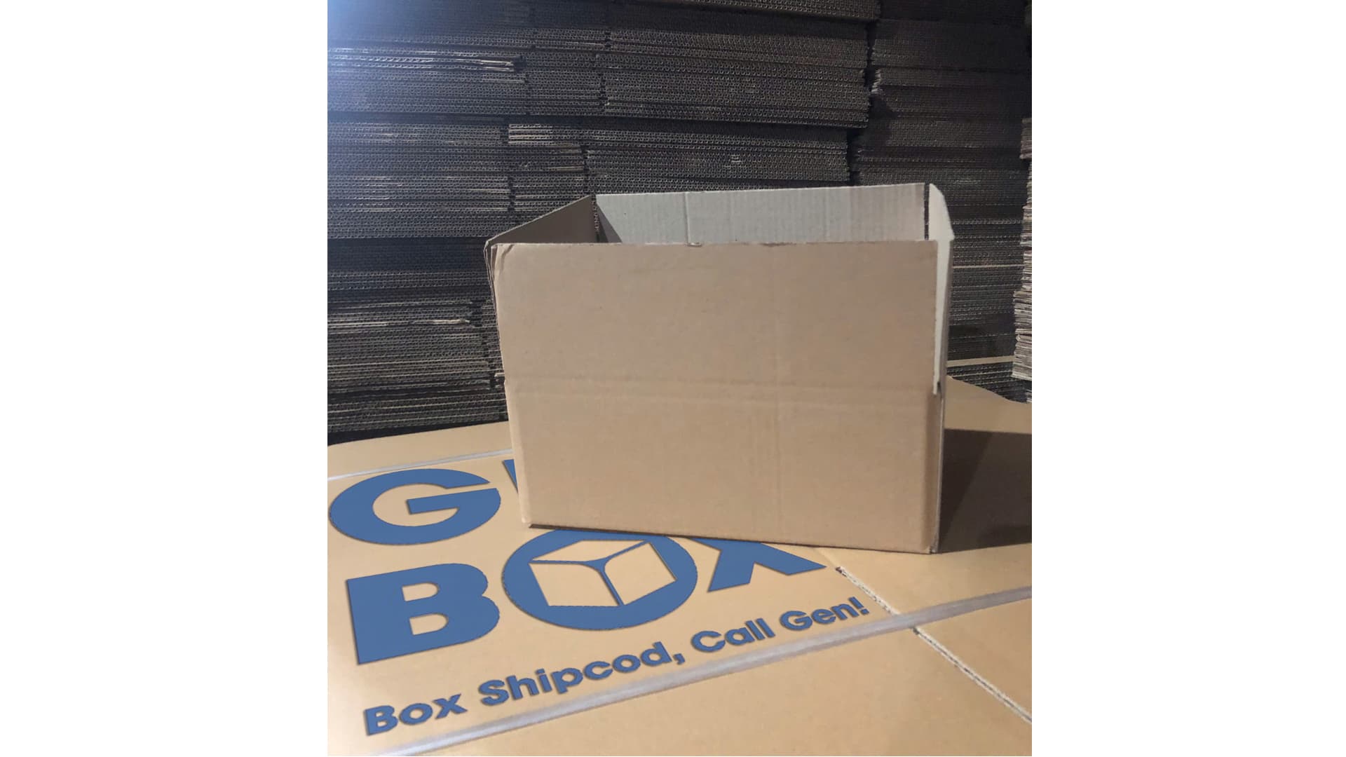Ảnh: Hộp carton genbox được sử dụng để đóng gói, vận chuyển thực phẩm khô